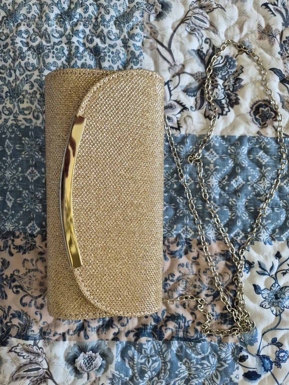 Amazon Gold Sparkle Evening Clutch with Chain Strap